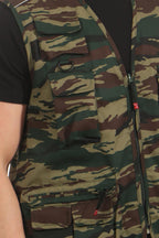 praktische Weste mit Taschen in Camouflage