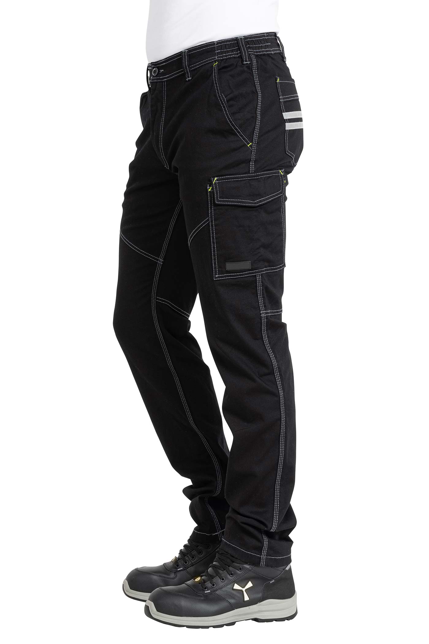 Herren günstige Arbeitshose robust ganzjährig tragbar in Schwarz