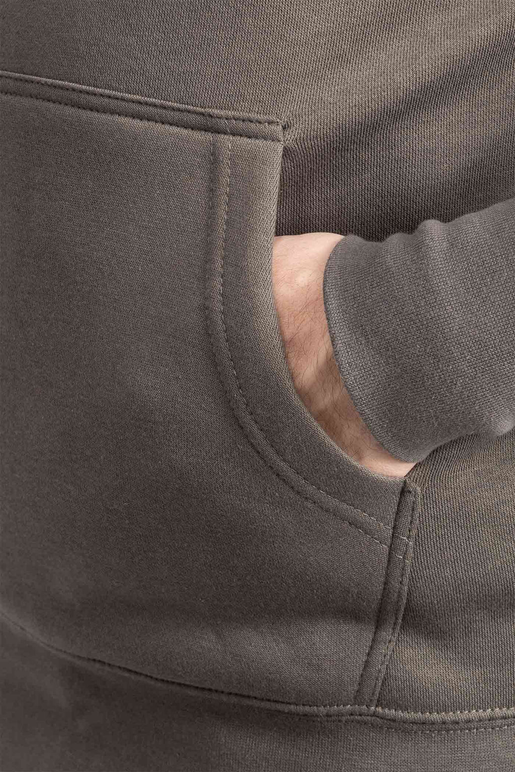 Herren Hoodie mit Einstecktasche in Anthrazit