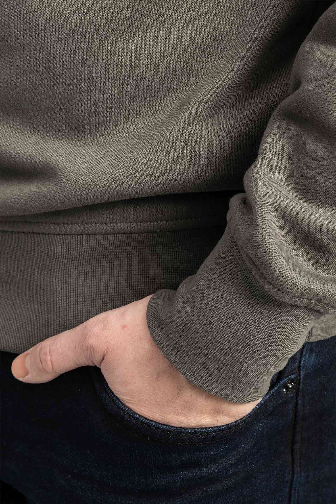 Herren Pullover Halfzip mit elastischen Ärmelbündchen und Taille in Anthrazit