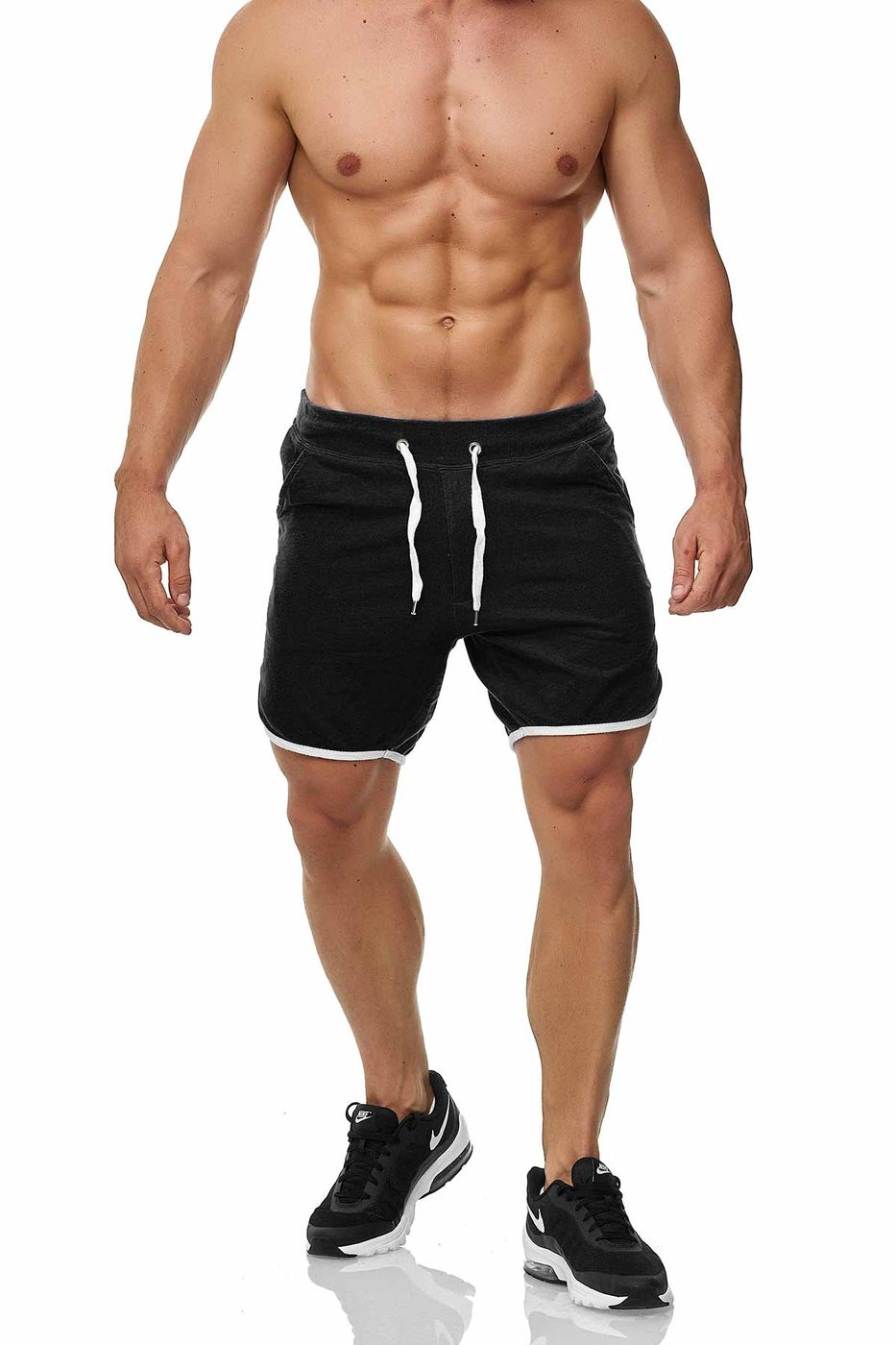 Sportliche Shorts für Männer mit Bendel in Schwarz
