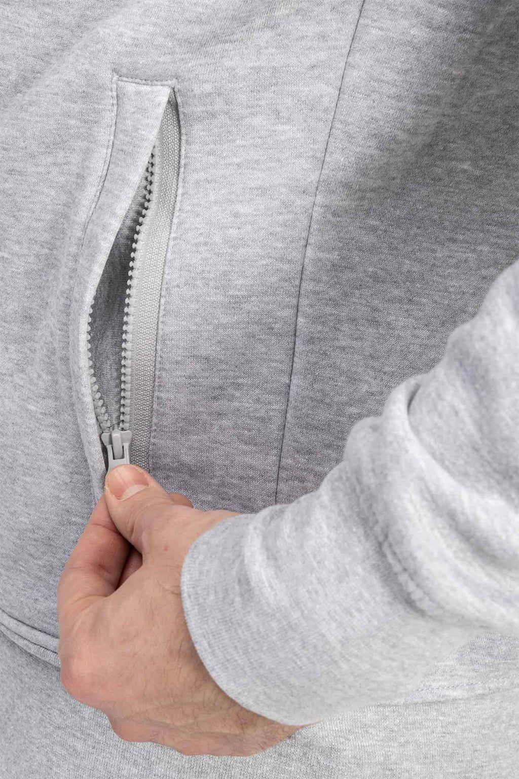 Herren Sweatjacke mit Reißverschlusstaschen in Grau