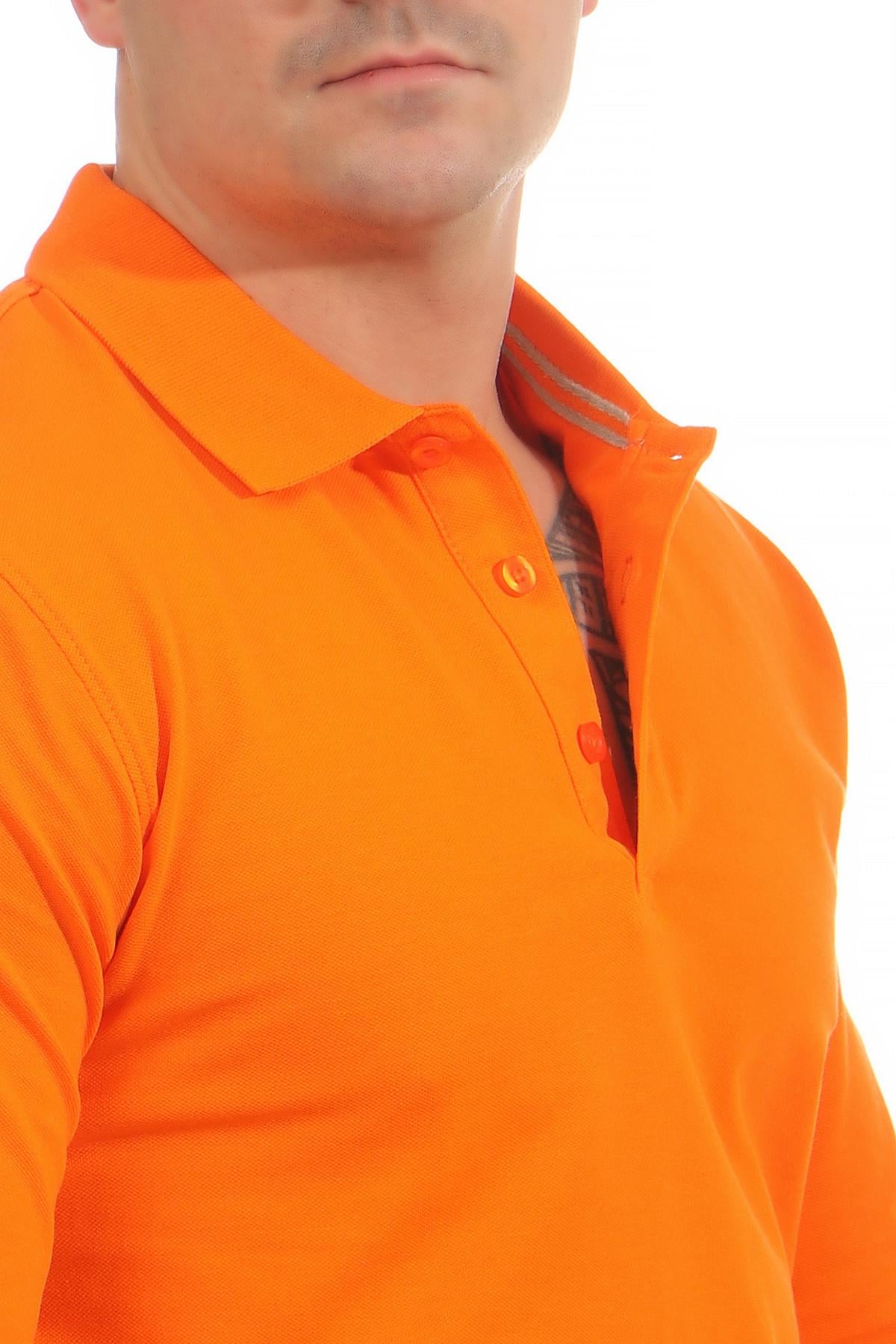 Polohemd mit Knoepfen und langen Aermeln in Orange