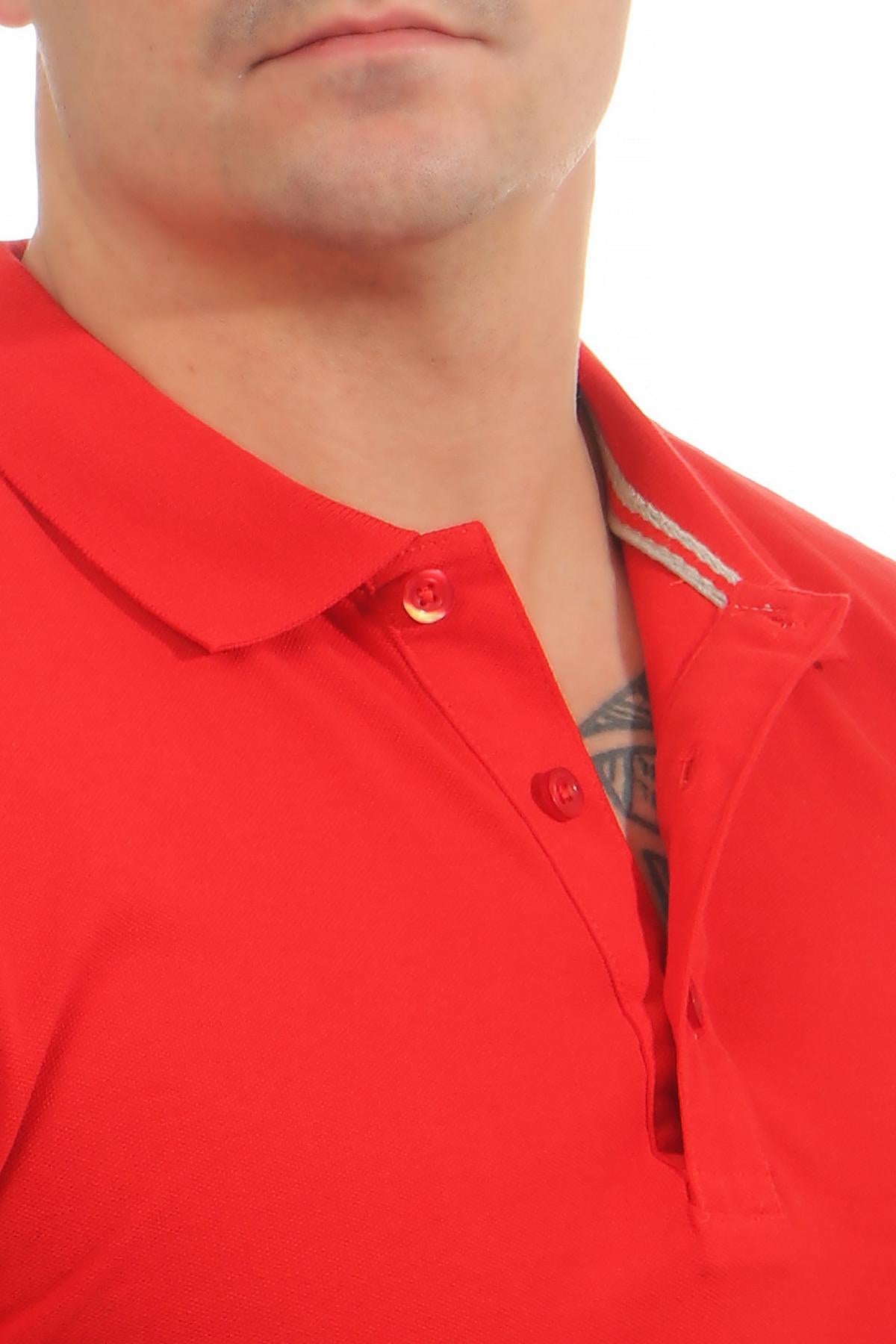 Polohemd mit Knoepfen und langen Aermeln in Rot