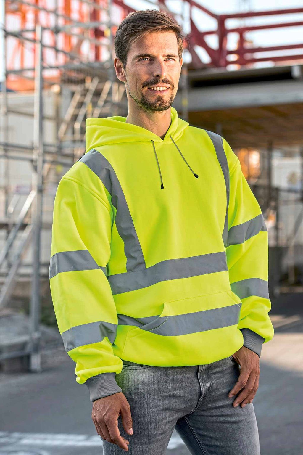 Warnschutzjacke mit Kapuze
